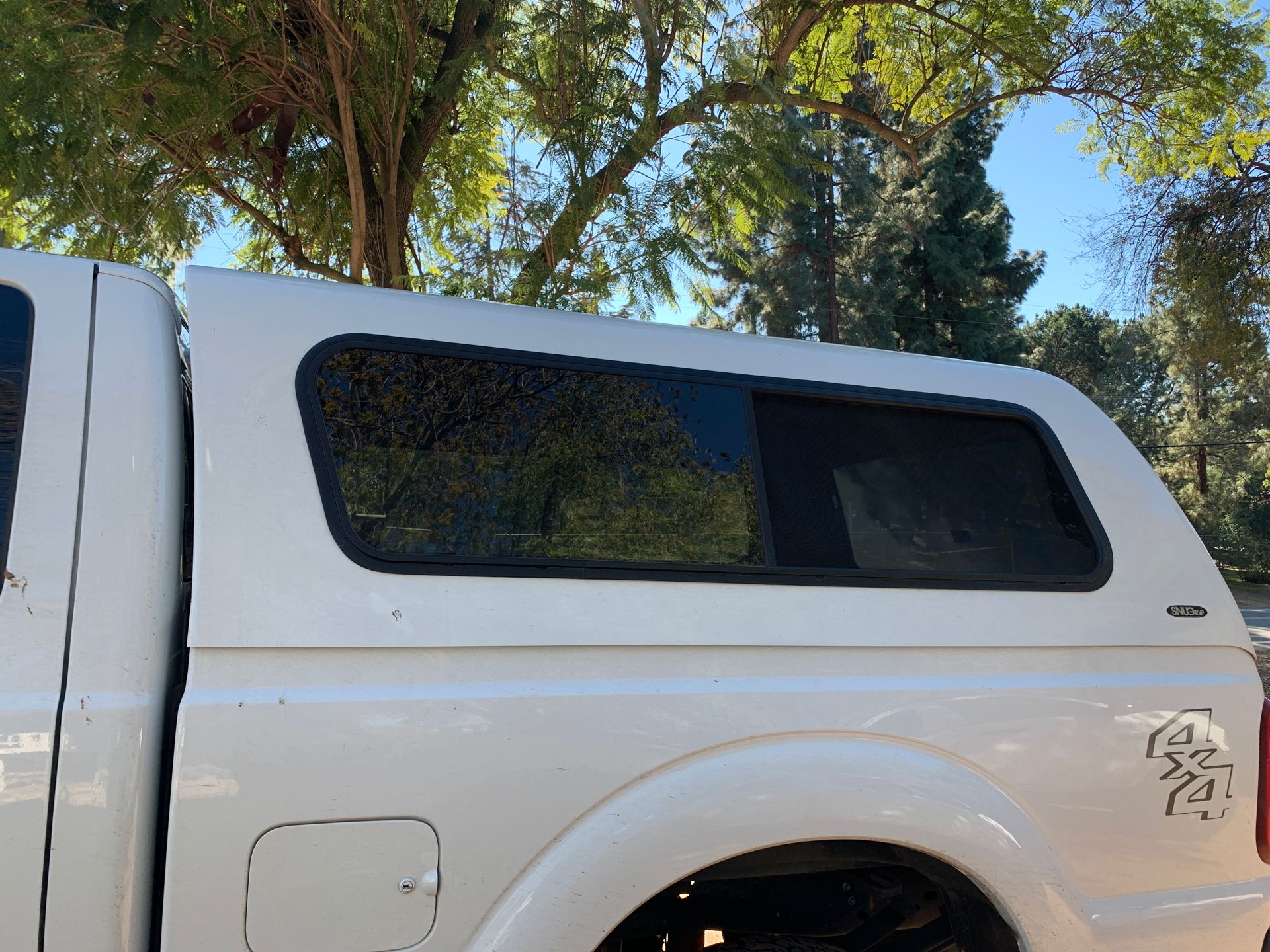 Snugtop Ford Short Bed Camper Shell for Sale in Spring Valley, CA OfferUp