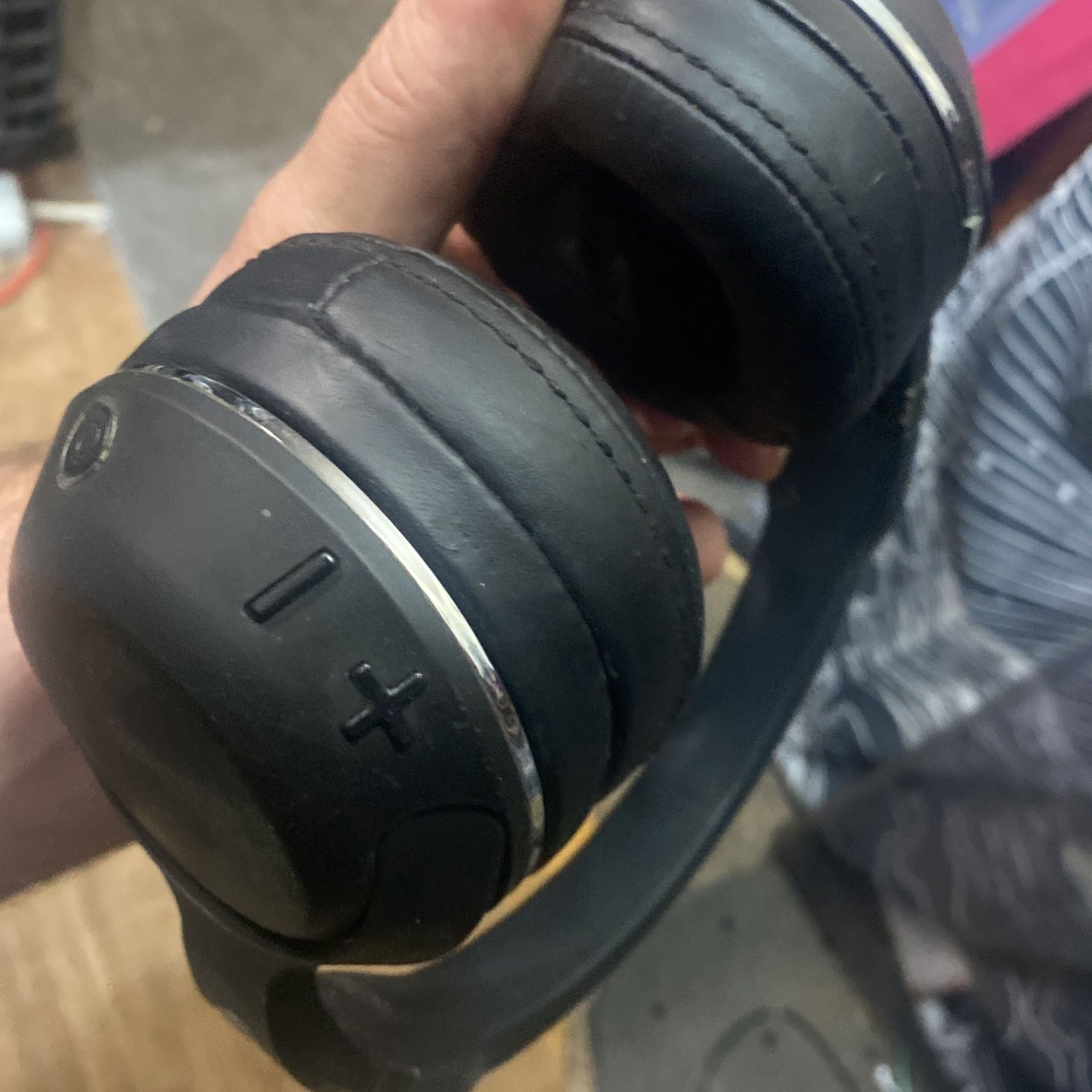 Skullcandy Hesh 2 Wireless Bluetooth Headphones