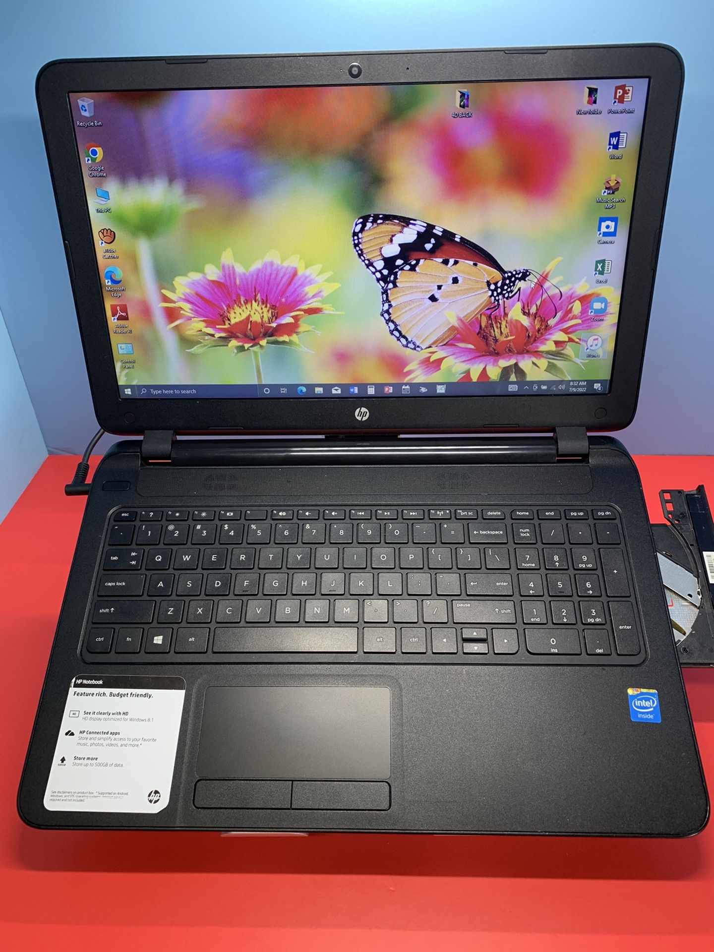 HP NOTEBOOK model # 15 500 GB HHD ...4.0 RAM . READY FOR CLASSES ON ...