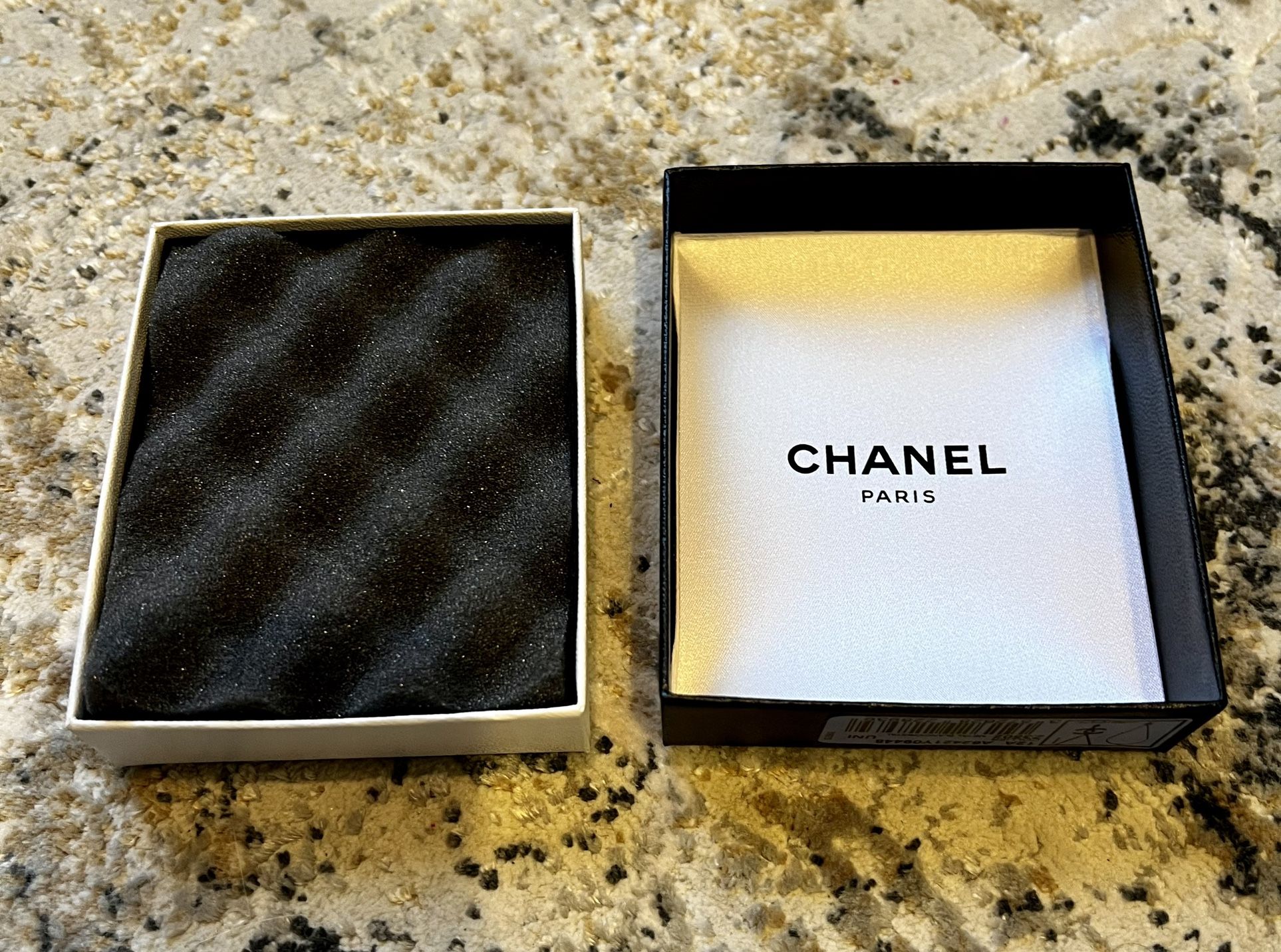 CHANEL Necklace Reversible & Adjustable