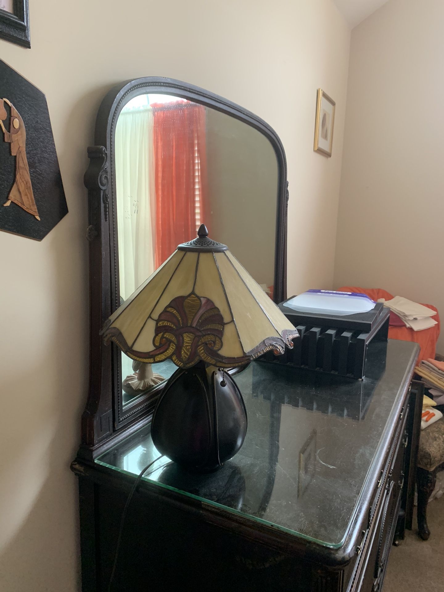 Paul Bunyan antique full-size/dresserw/mirror