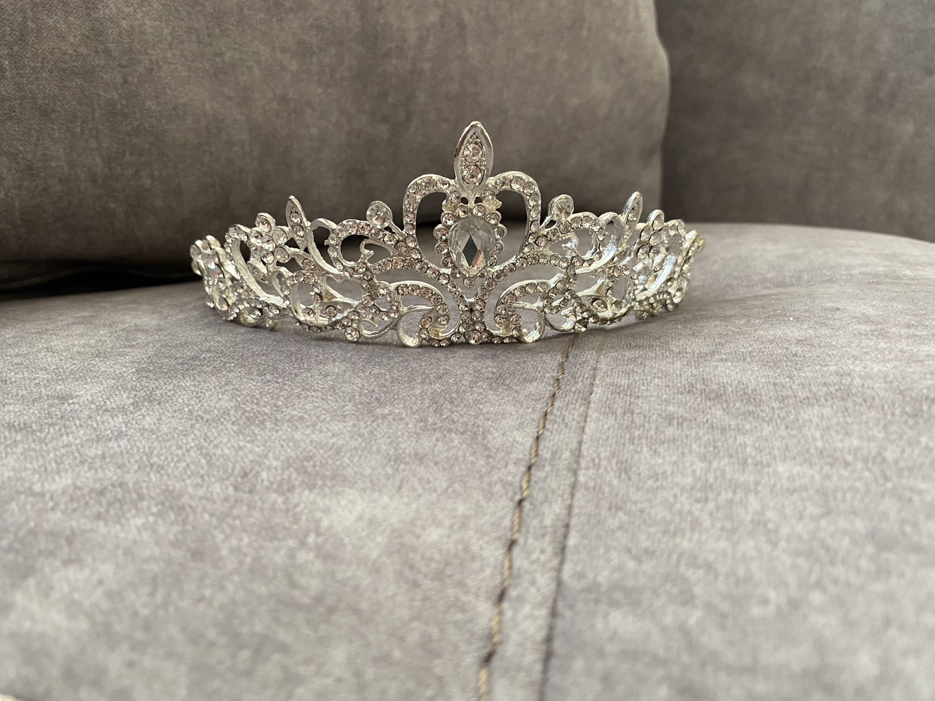 Wedding Crown Like New