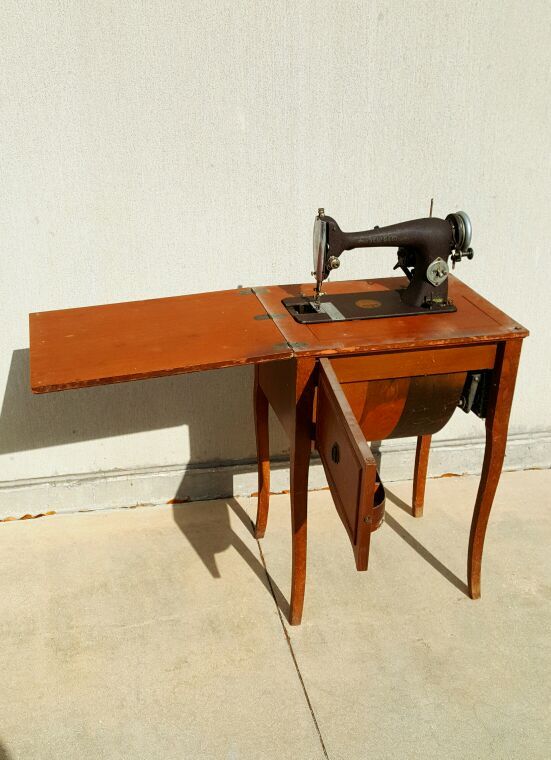 Vintage Sew Gem Model No. 215 HideAWay Sewing Machine for Sale in