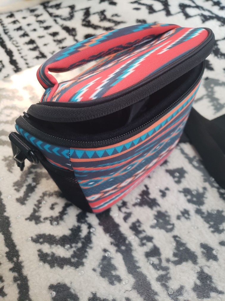 Nikon 1 V1 10.1 HD Digital Camera, Carrying Case, Neck Strap!