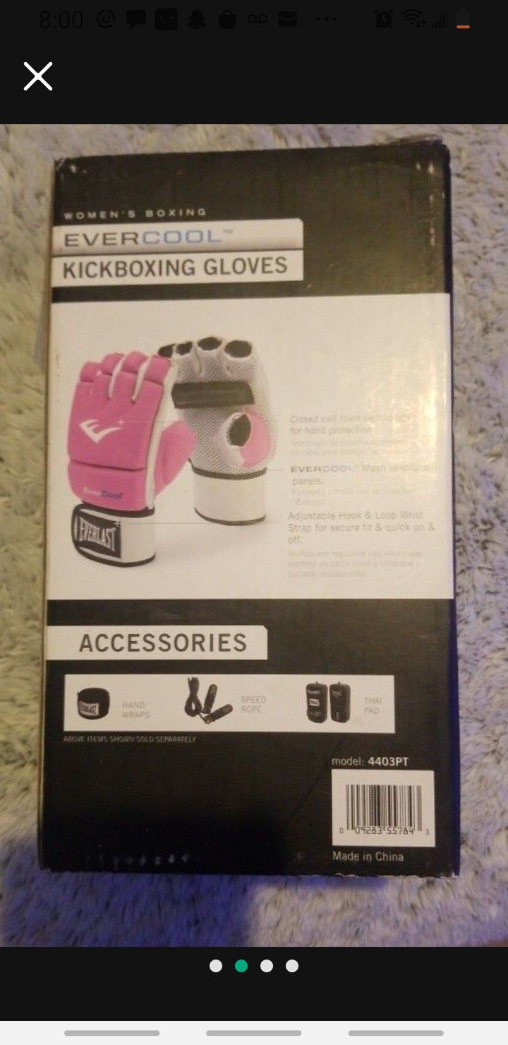 Everlast Kickboxing Gloves or gym great for weights too new in box