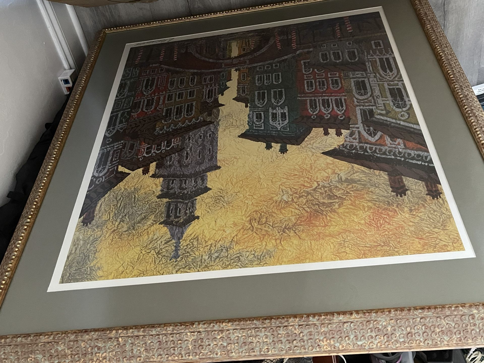 Pictures, Decorations and Mirror
