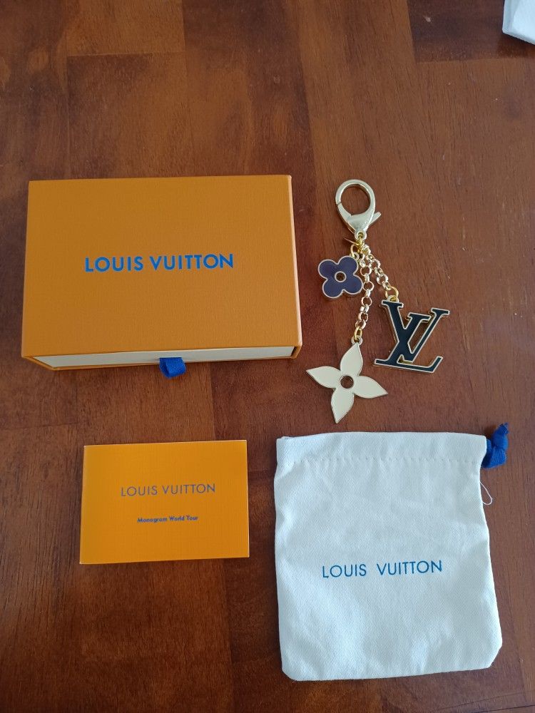 2 Louis Vitton Scarves And Key Chain