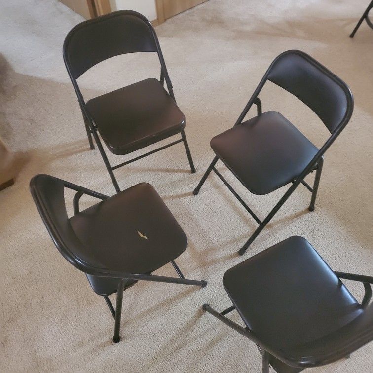 4 Chairs