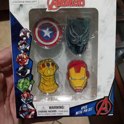 Marvel Avengers 4 Metal Pin Set Captain America Infinity Gauntlet Iron Man  NIB Thumbnail