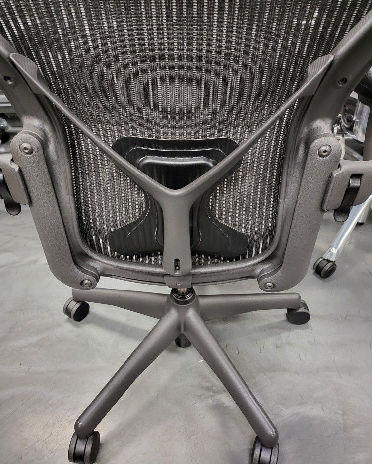 LIKE NEW! HERMAN MILLER AERON SIZE B POSTURE-FIT SEAT ANGLE REAR TILT LOCK TILT TENSION ADJUSTMENTS  MANY AVAILABLE! 