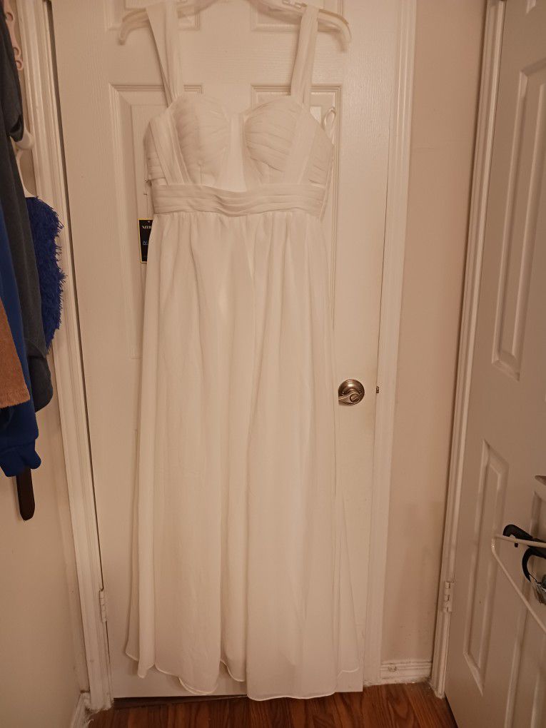 Wedding Dress *BRAND NEW*