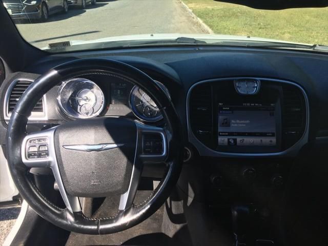 2011 Chrysler 300