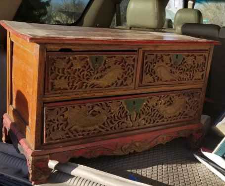 Old 3 Drawer Dresser/chest  Thing