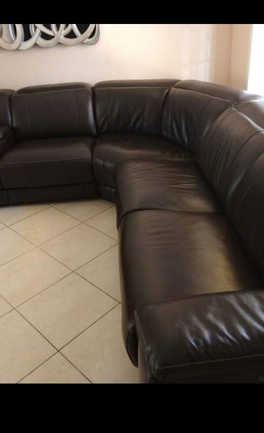 SOFA GENUINE 100%REAL LEATHER RECLINER ELECTRIC BLACK... DELIVERY SERVICE AVAILABLE 🚚