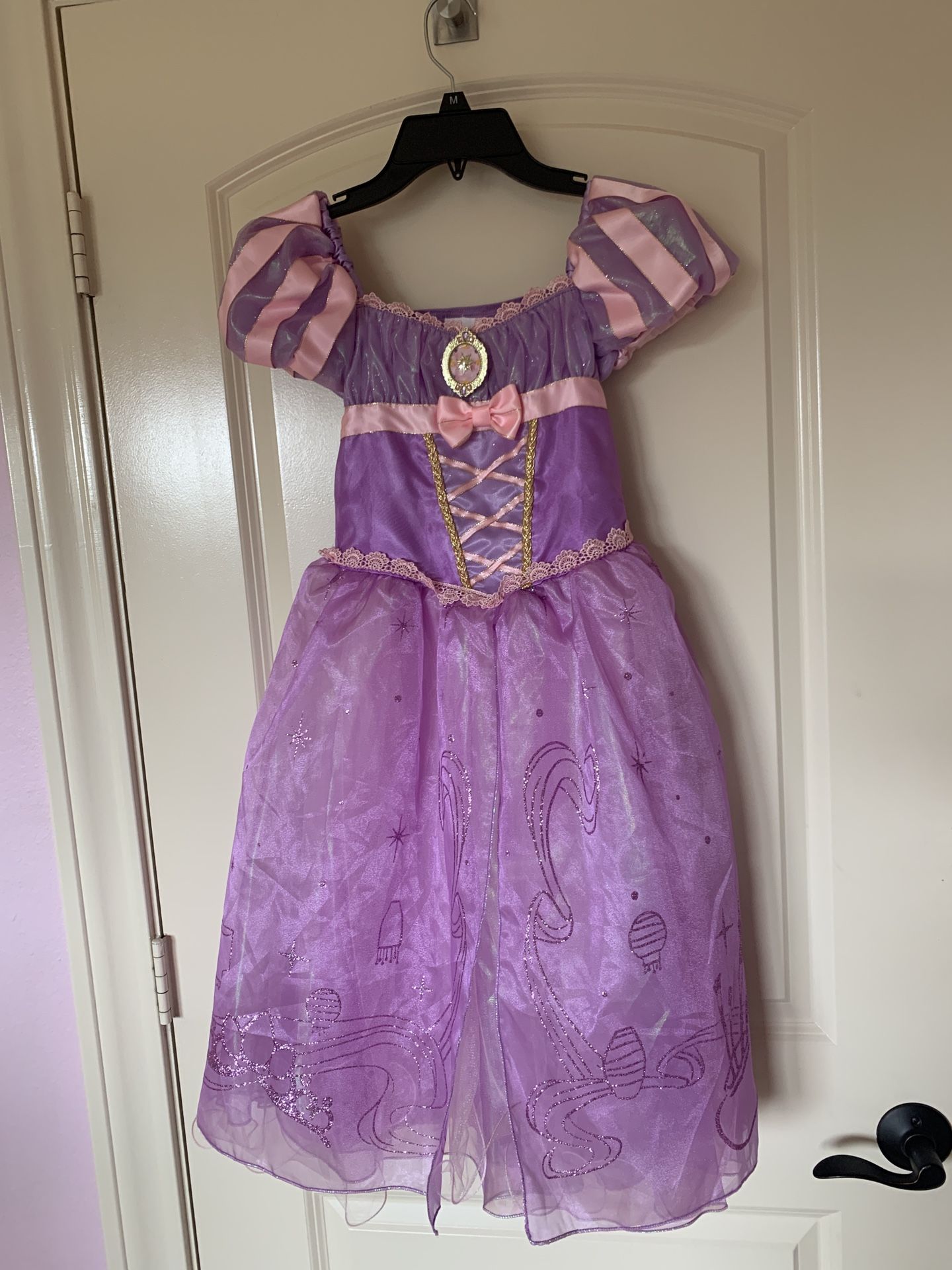 Rapunzel costume size 7/8