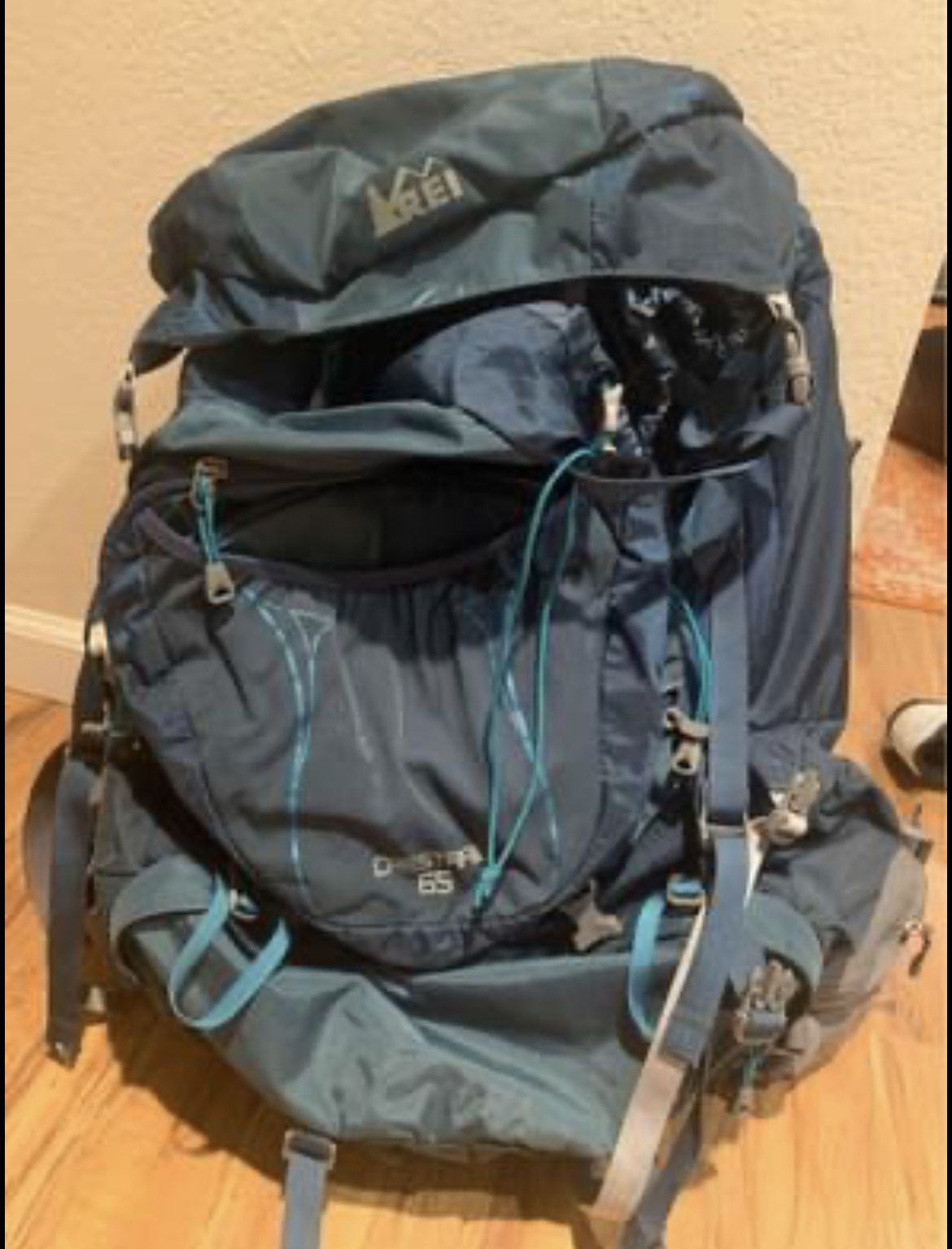REI BACKPACK 65L 