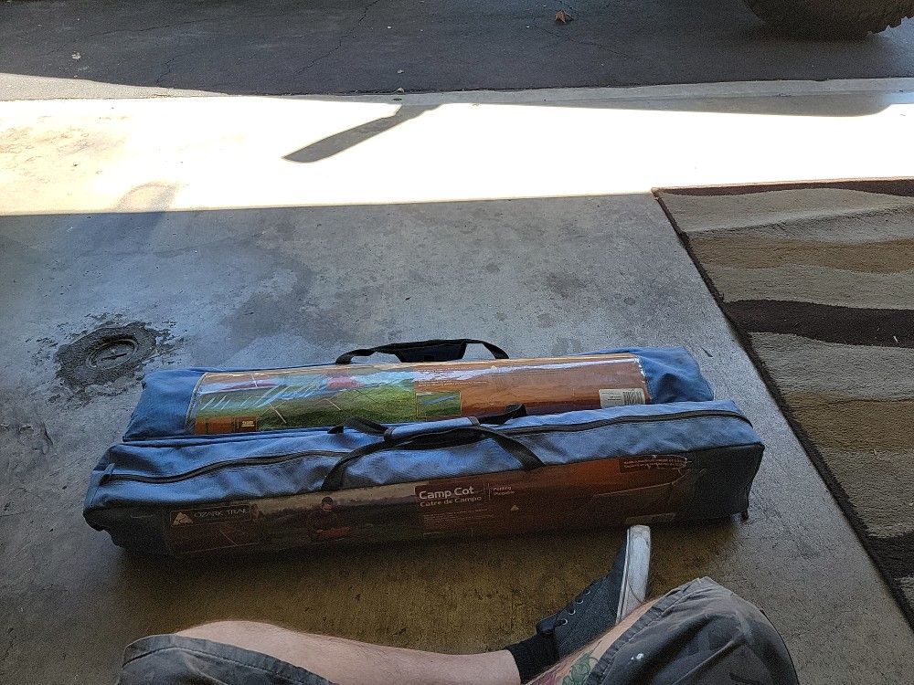 camping cot