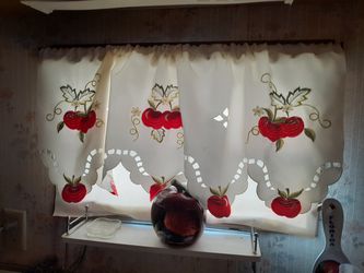 Kitchen apple decorations and curtains all for $10 Thumbnail