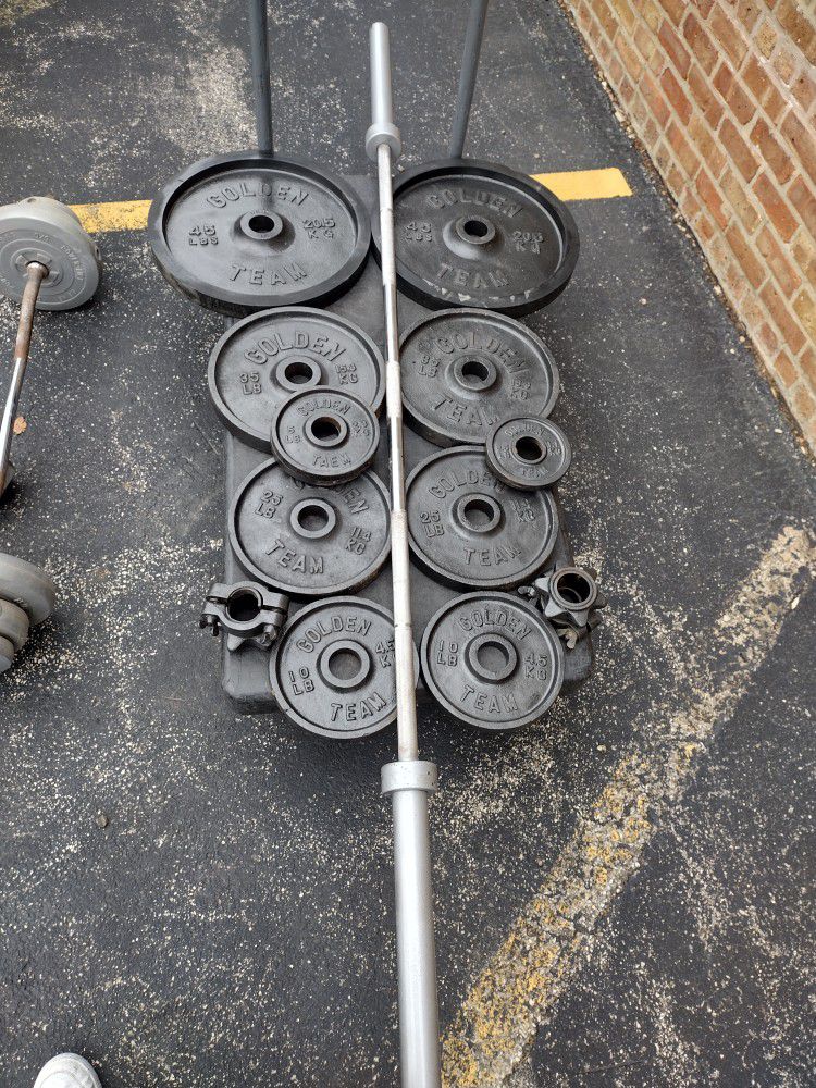 300 LB OLYMPIC WEIGHT SET W BAR & COLLARS ( REAL DEAL STEEL) ( DELIVERY AVAILABLE TODAY)
