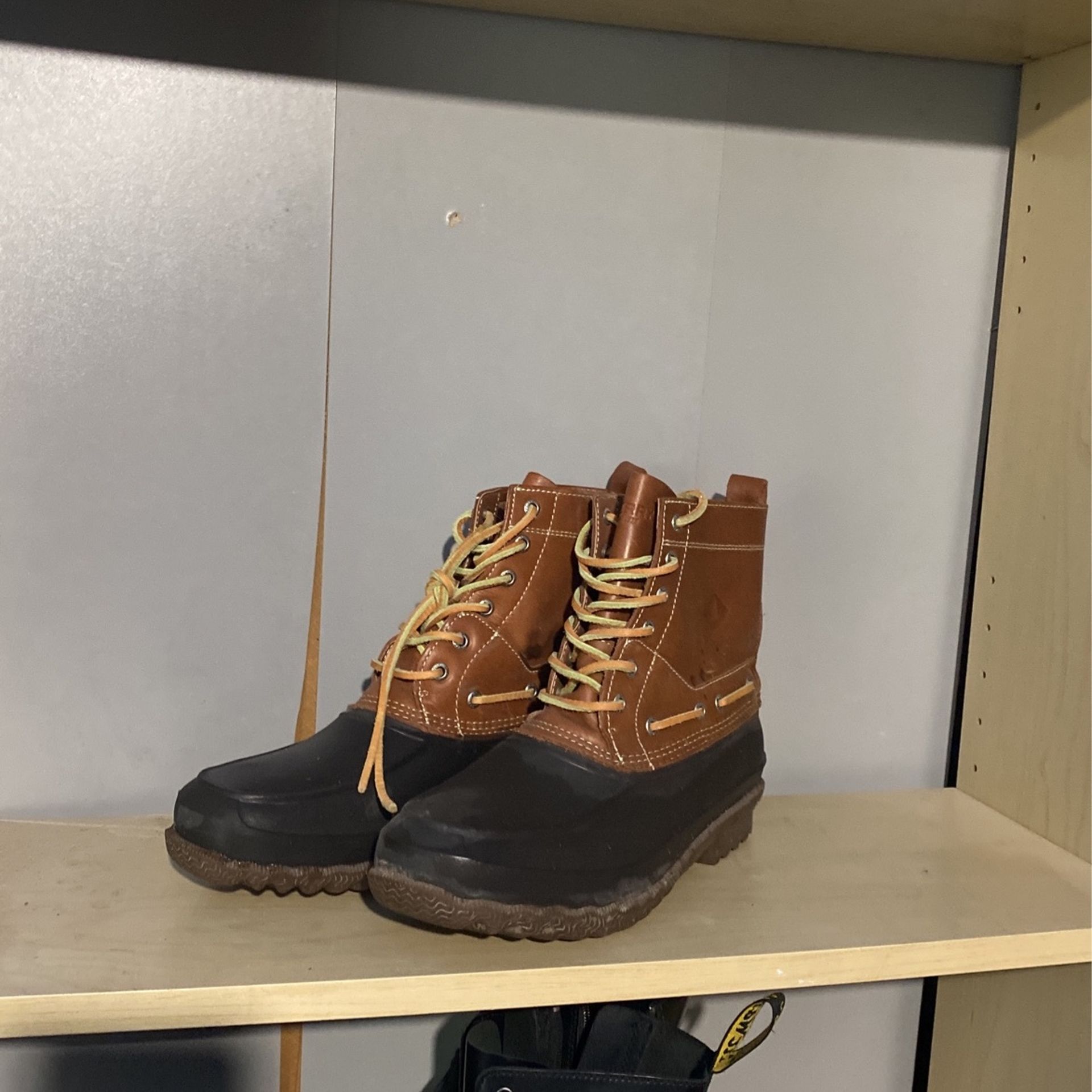 SPERRY leather duck boots