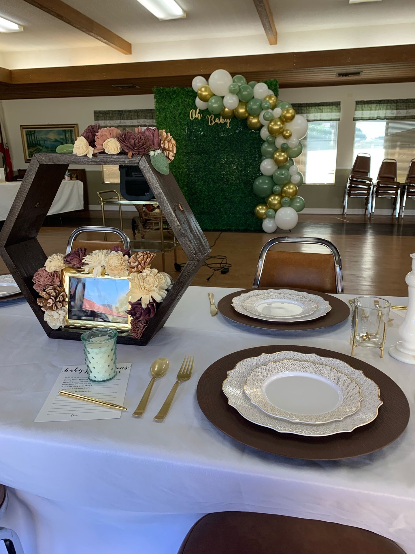 Centerpieces Hexagon Wood $40