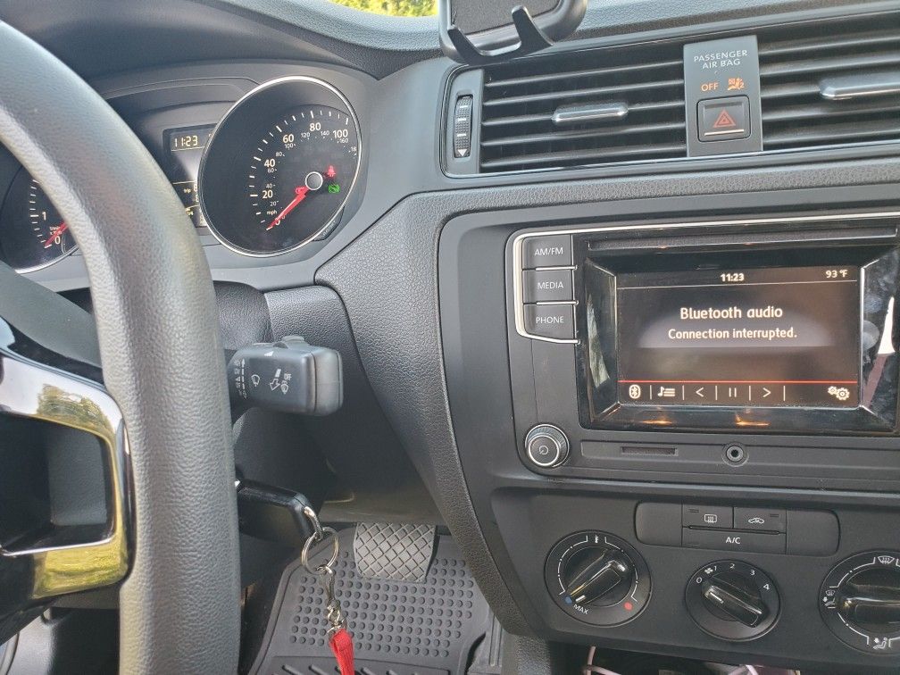 2016 Volkswagen Jetta