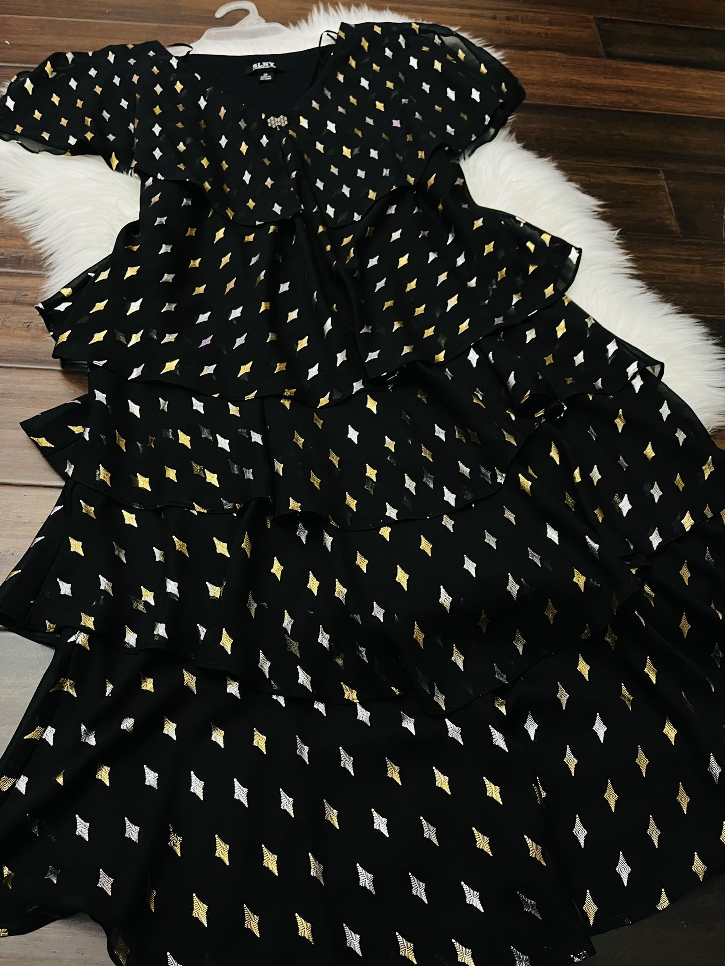 Beautiful Slny Flare Dress Women’s Size 12-14