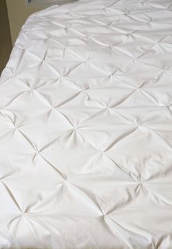 Very Comfortable Queen  Mattress And Box Spring. Synthetic Down Comforter And Diamond Cut Duvet, Wine Colored Bed Skirt Thumbnail