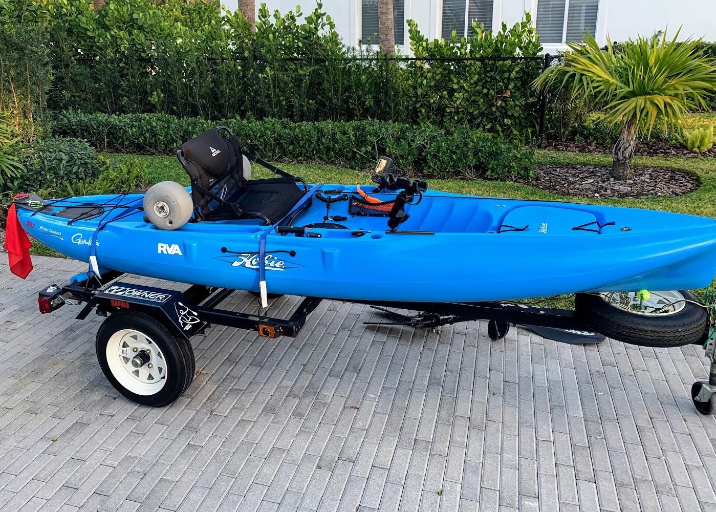 Hobie Mirage Outback Kayak Fishingready Lowrance depth finder, anchor troller, rodnholders