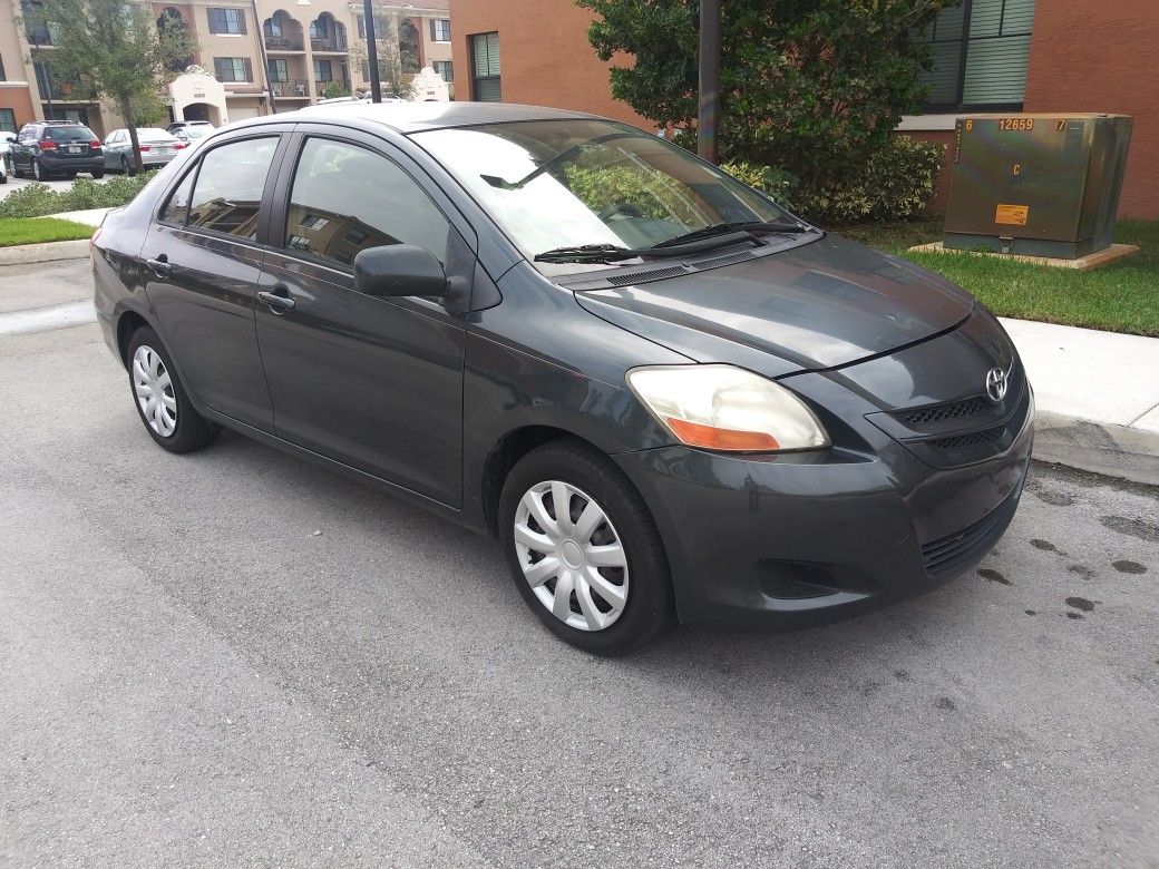 2008 Toyota Yaris