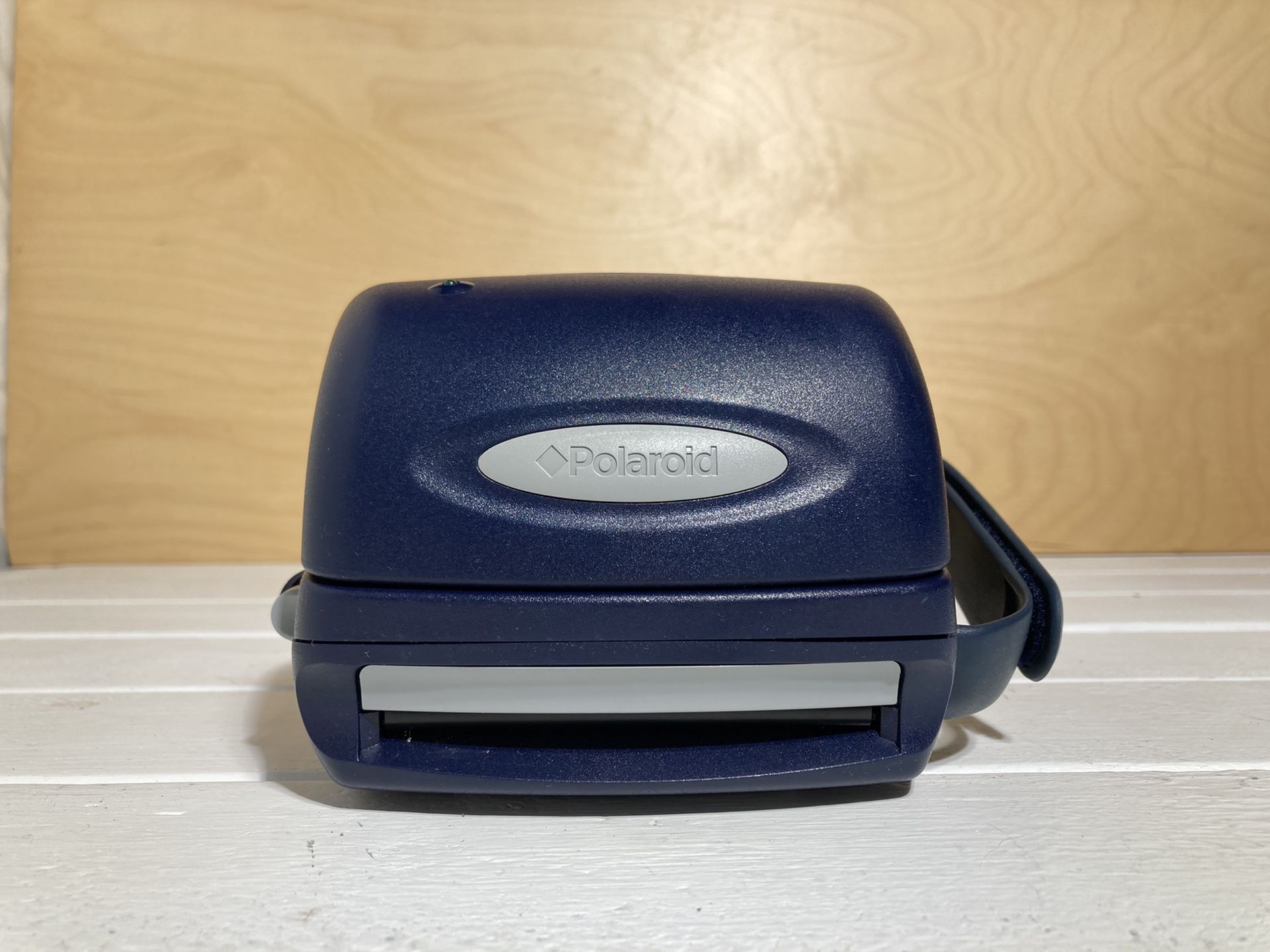 Polaroid 600 Instant Film Camera