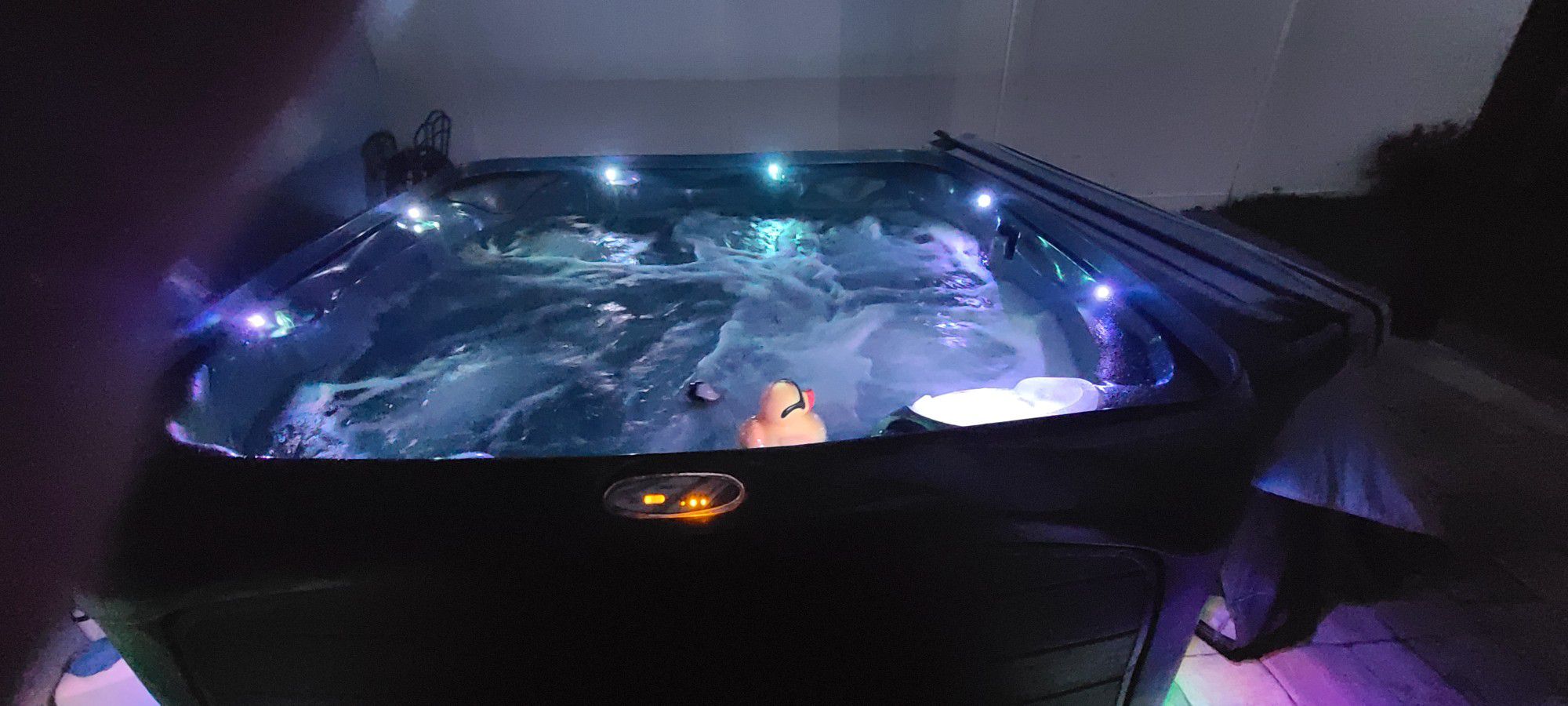 Hot TUB 🔥 🥵 FOR SALE