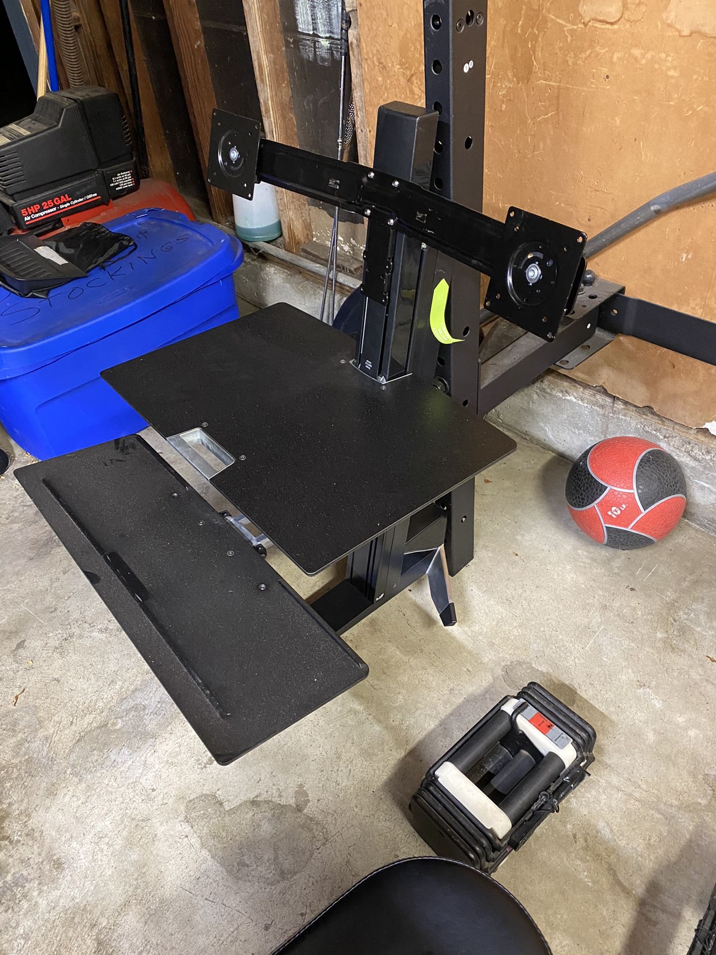 Ergotron Dual Monitor Sit/Stand Station
