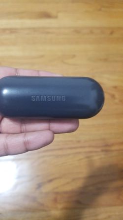 Samsung galaxy Wireless Buds Thumbnail