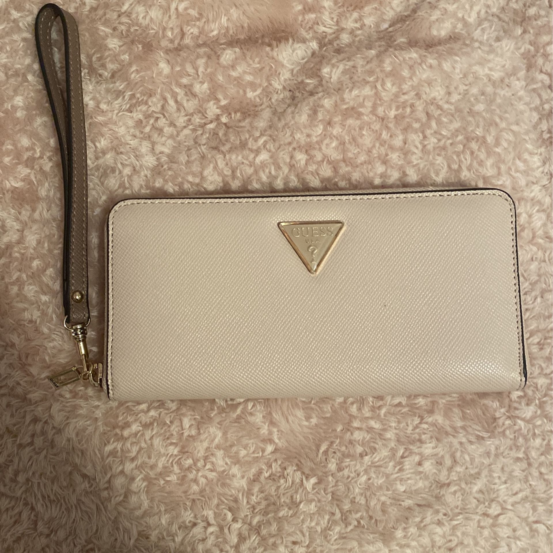 Guess Purse W/ Matching Wallet