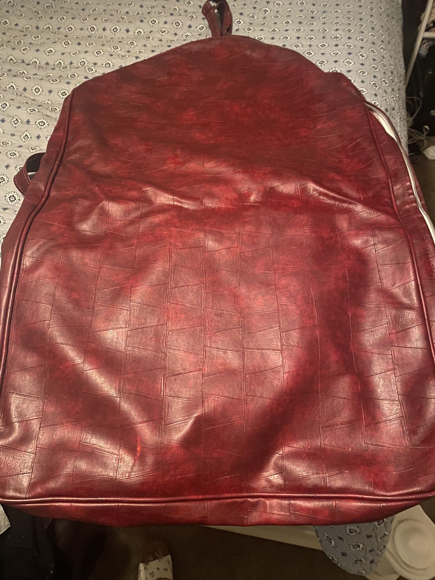 A&M Garment Bag W/boot pockets