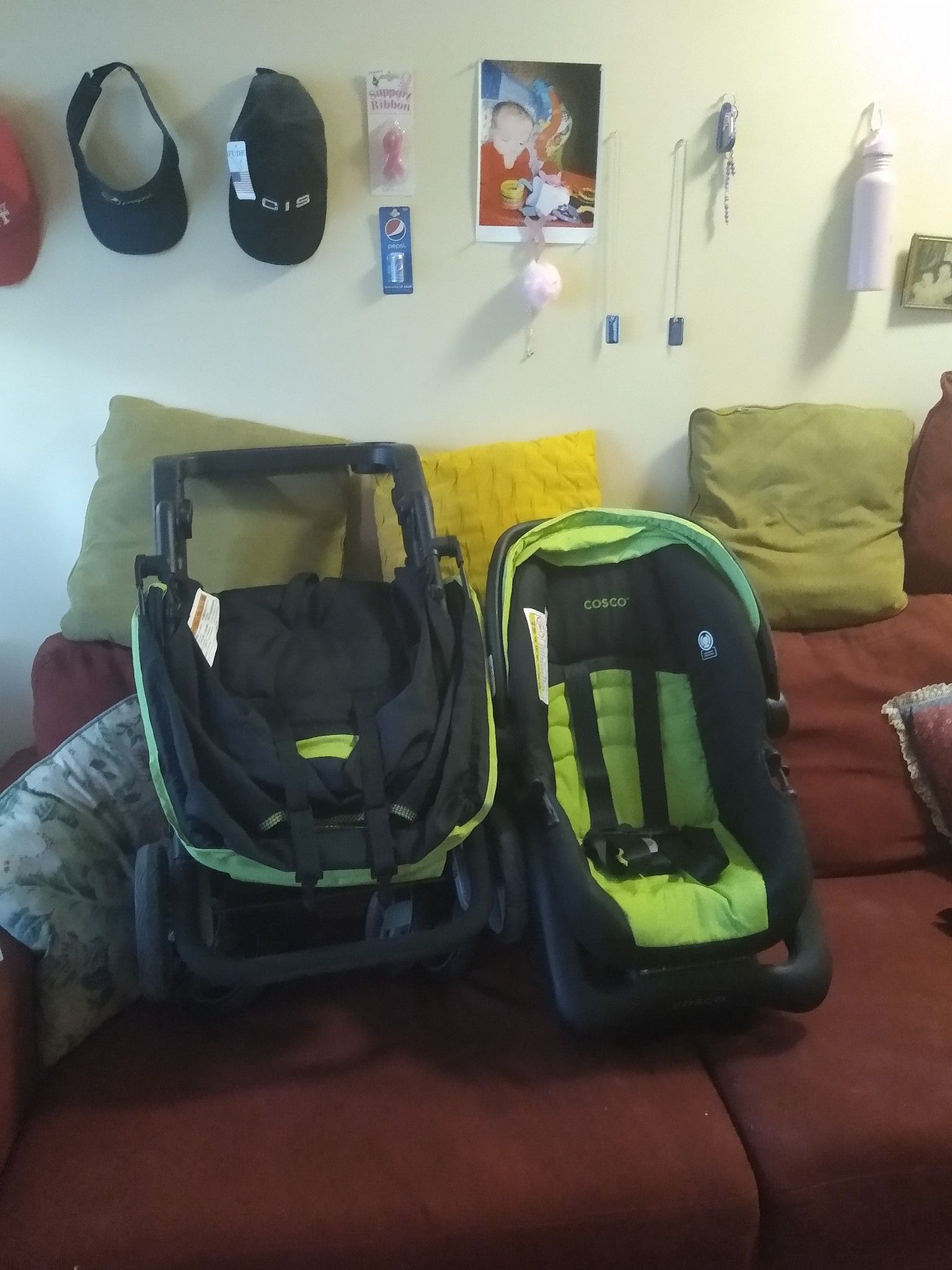 Stroller and car seat have to go tonight or Monday asap