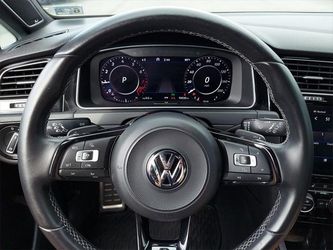 2018 Volkswagen Golf R Thumbnail