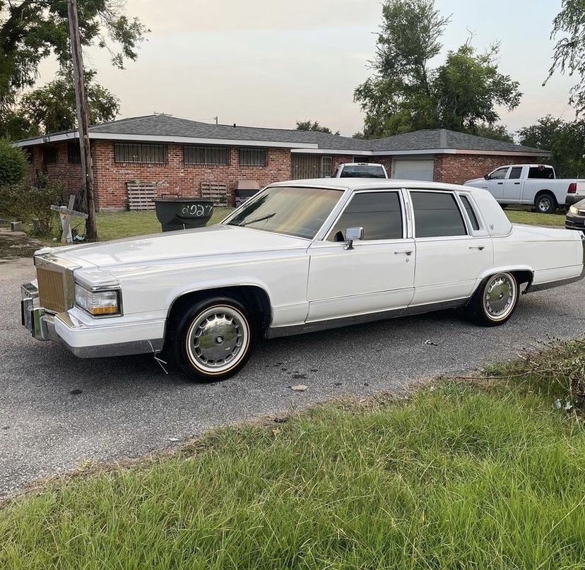 1991 Cadillac Brougham