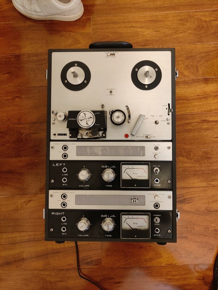 Roberts Reel To Reel Recorder Model 770X