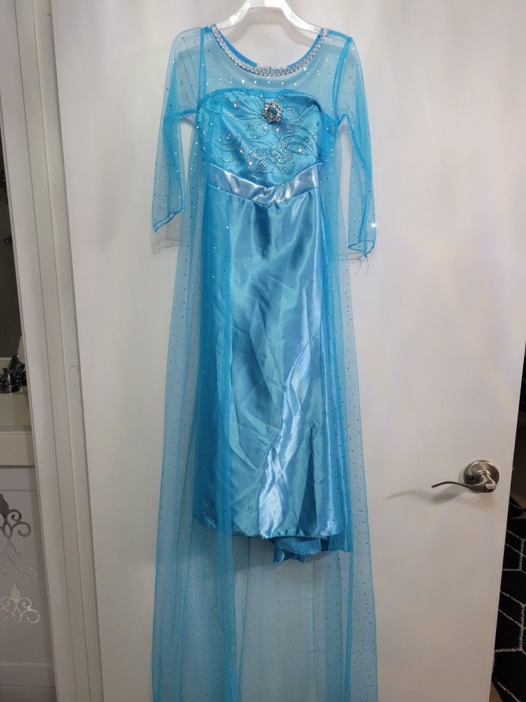 Princess Elsa Dress Costume For Girls. Size 4-5