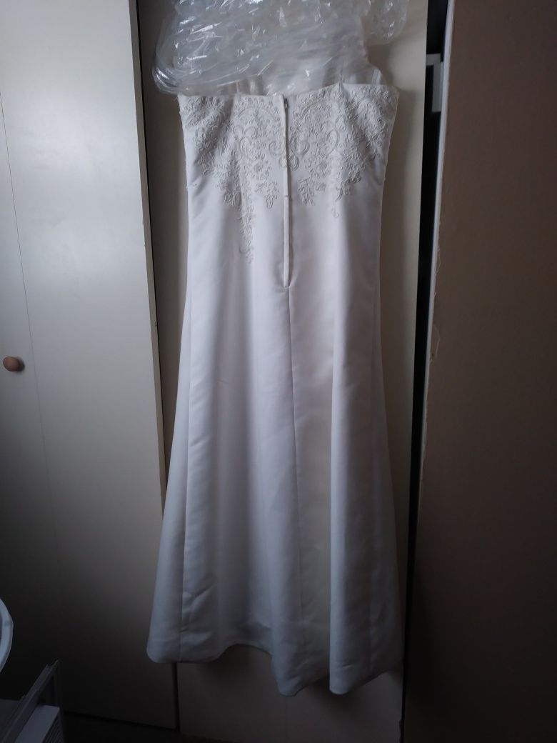 Wedding dress