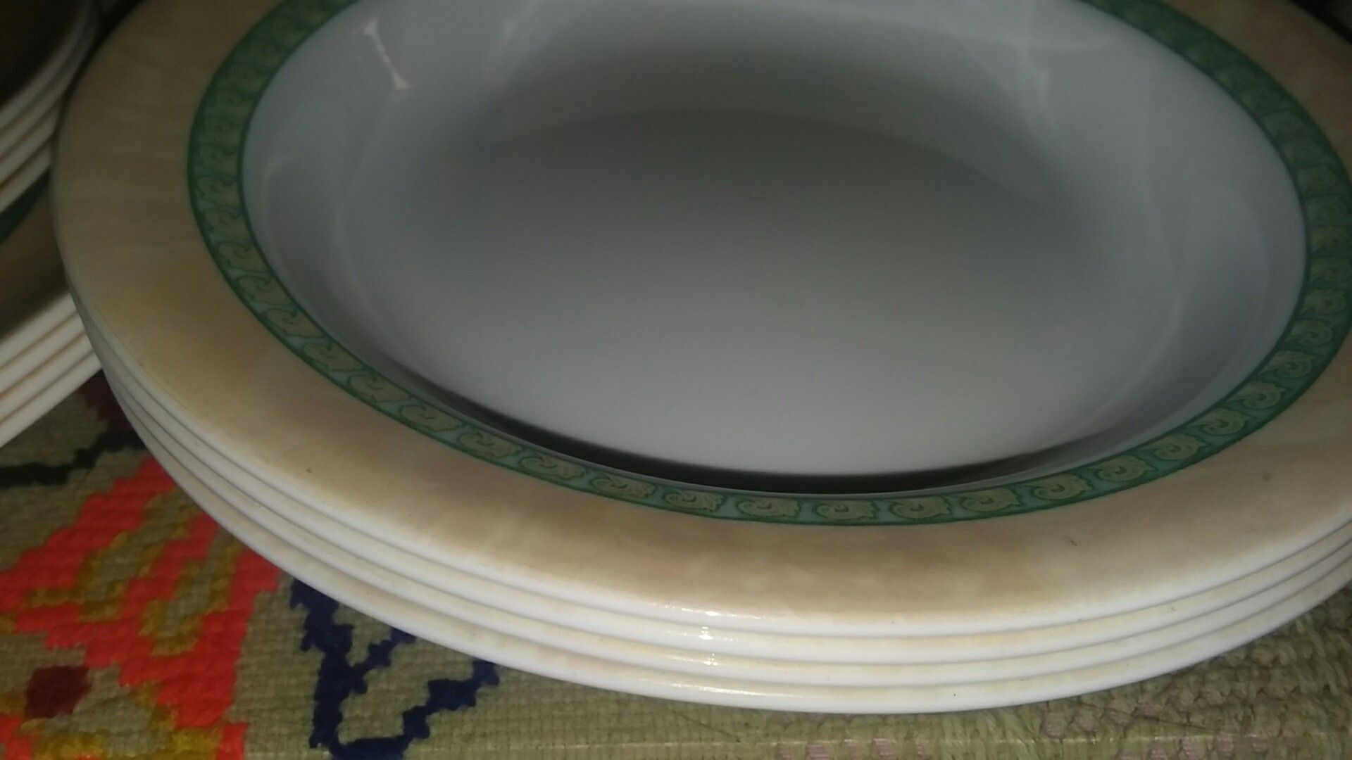 CORNINGWARE DINNERWARE PLATES BOWLS CUPS SET FLORAL LEAF BEAUTIFUL DESIGH