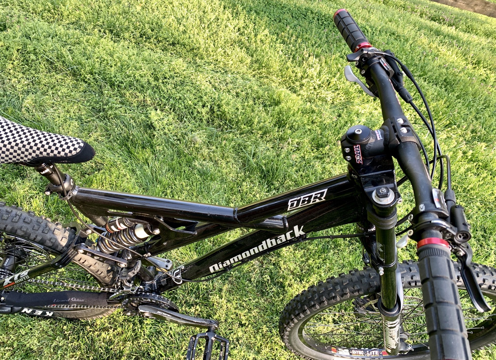 Diamondback DBR XTS Moto Downhill MTB DH FR Frame Up Build Marzocchi Saint XT