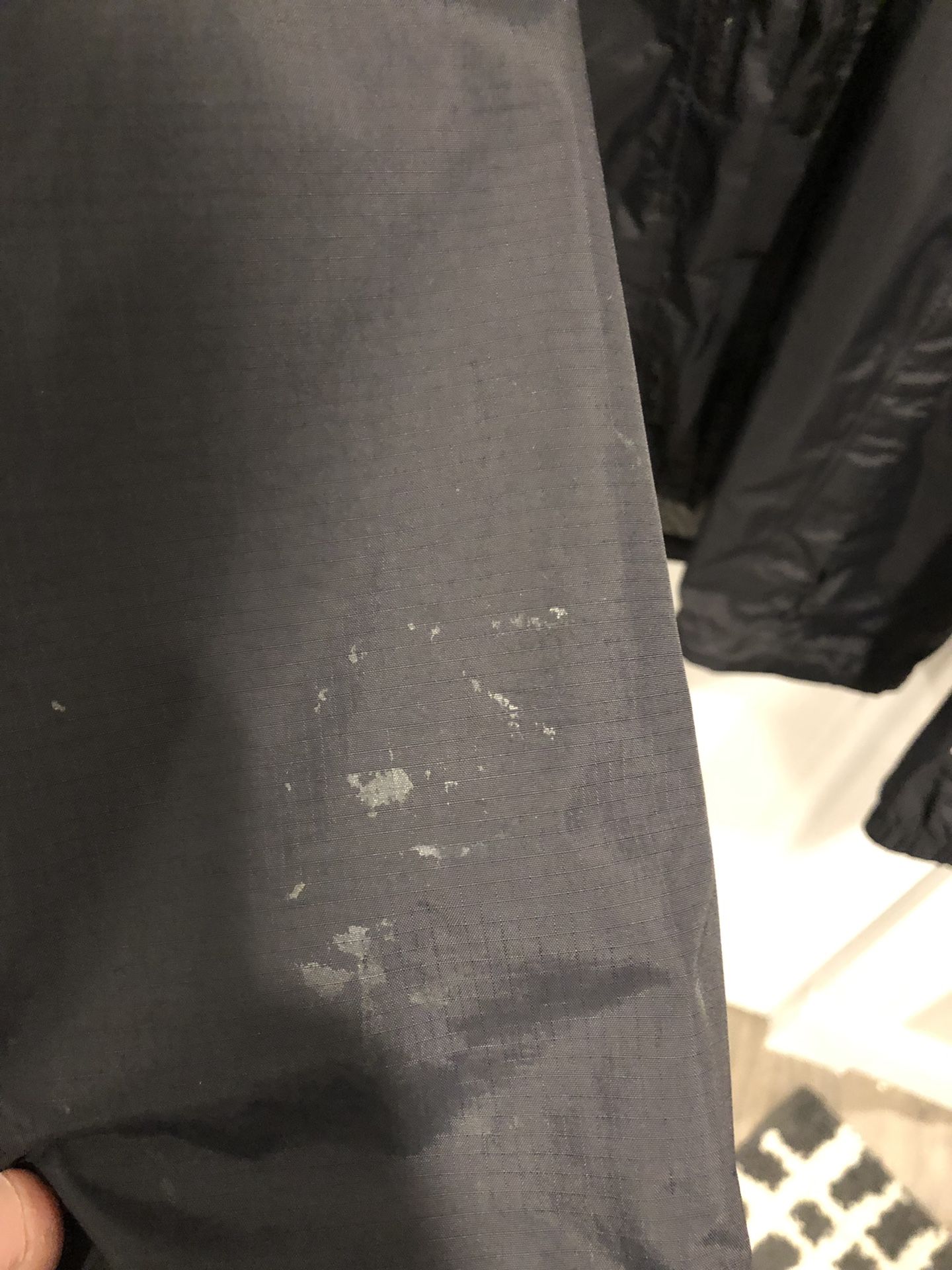 Men’s North Face Hyvent Wind/ Rain Jacket (Medium)