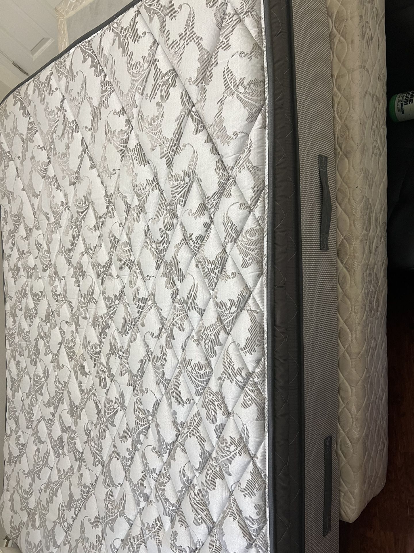 postherpetic pillow top mattress and box spring