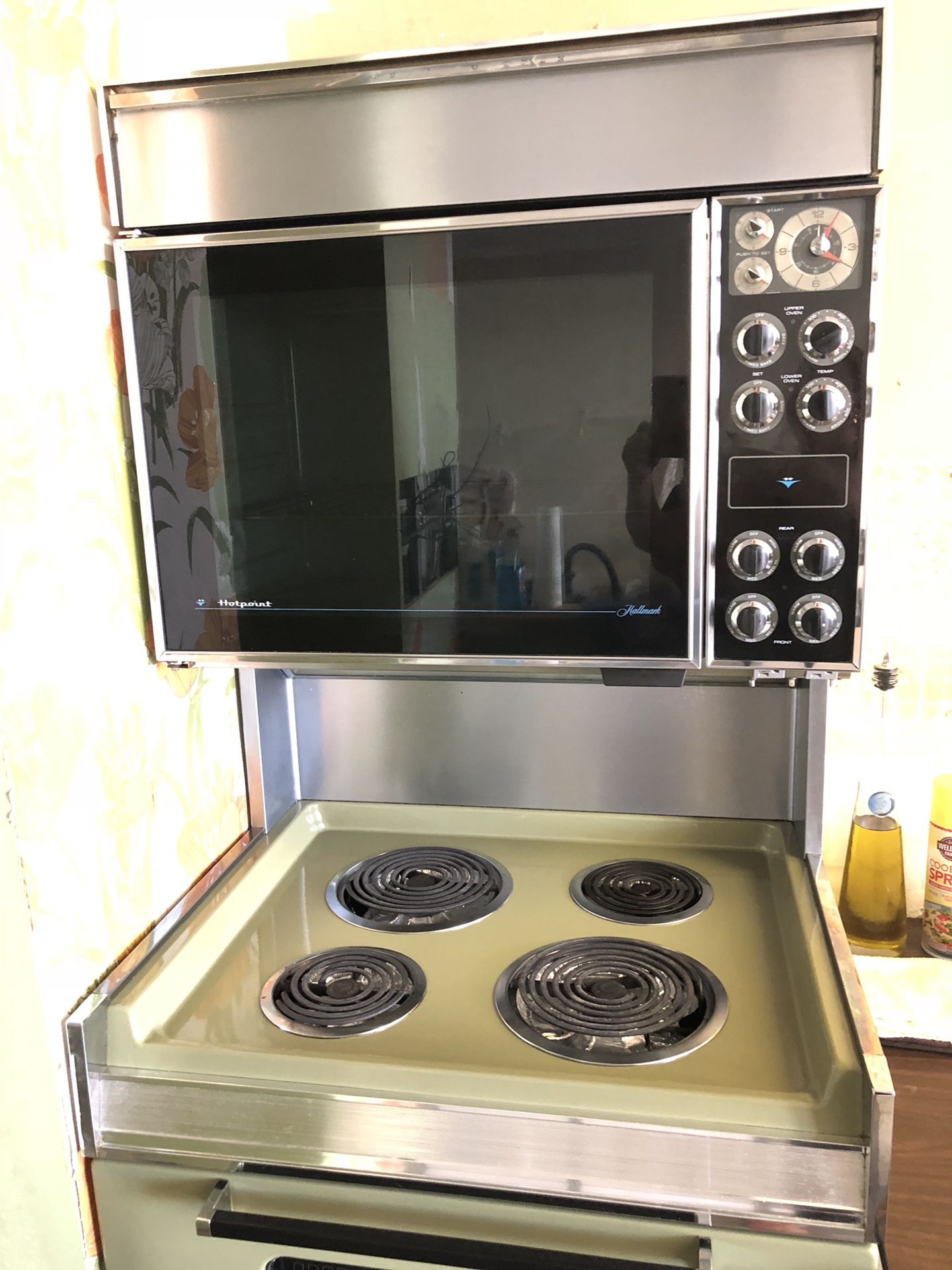 vintage hotpoint stove