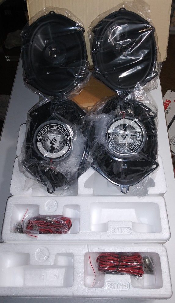 7 Inch Touchscreen 10.1 Android 16G Stereo And 4 Hifonics 6X8 250 Watts Speakers 1000 Watts Total Brand New In Original box