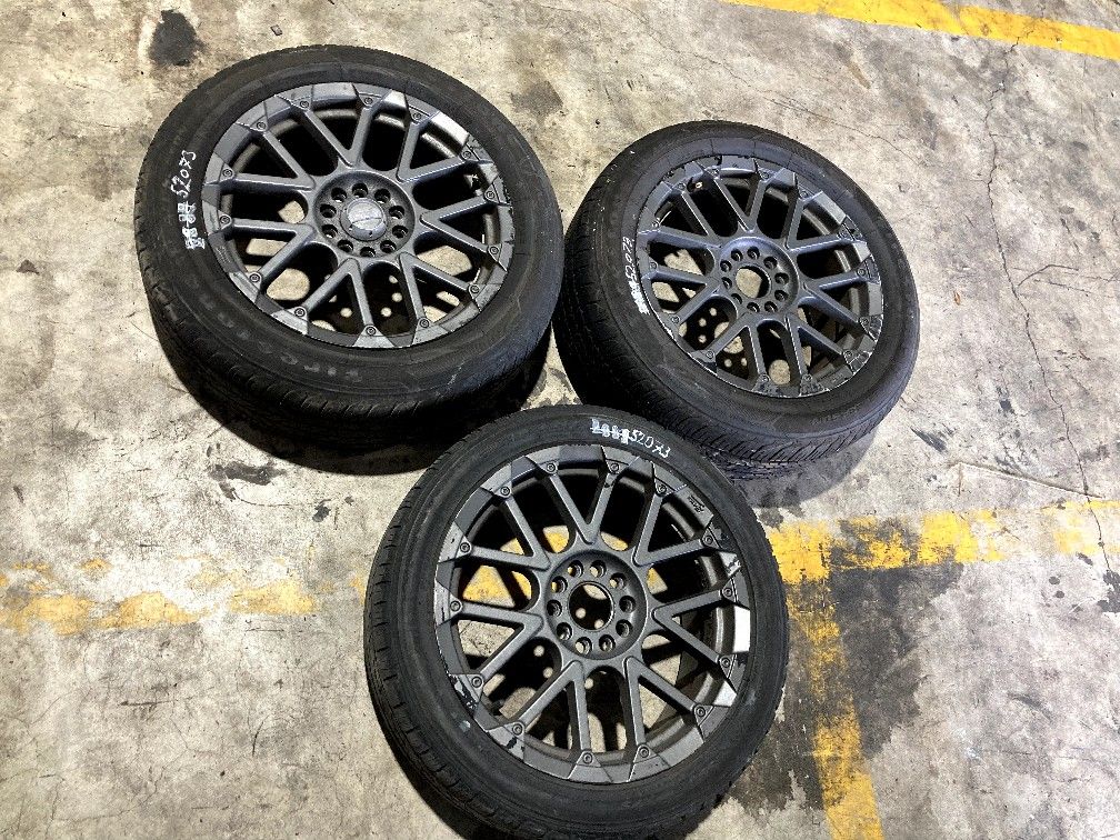Rims And Tires 17" For 2006 Toyota Camry Stock 52073