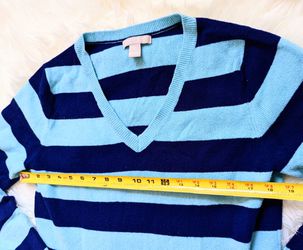 Stripped Blue And Black Banana Republic V Neck Long Sleeve Sweater Cardigan XL. Thumbnail